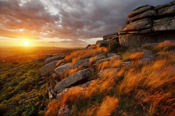 Dartmoor sunset on Pew Tor